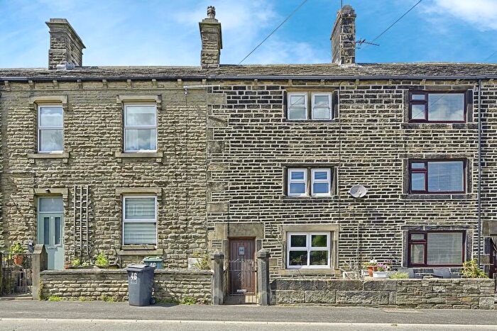 3 Bedroom Terraced House For Sale In Paris Road, Scholes, Holmfirth, HD9