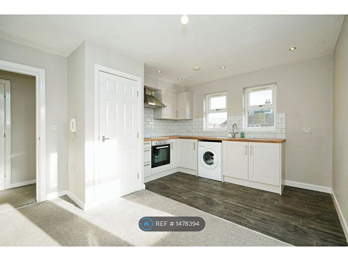 2 Bedroom Flat To Rent In Beechfield House, Swinton, M27