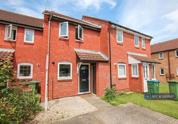 2 Bedroom Terraced House To Rent In Langstone Close, Aylesbury, HP20
