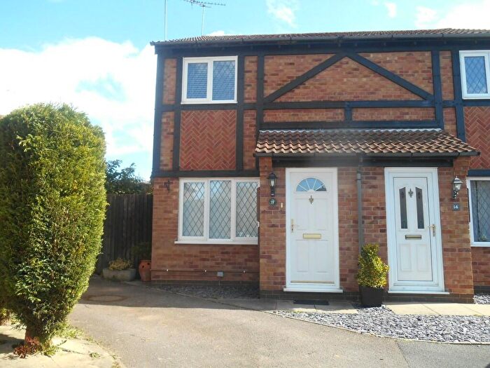 2 Bedroom Semi-Detached House To Rent In Broadleaf Close, Oakwood, Derby, DE21
