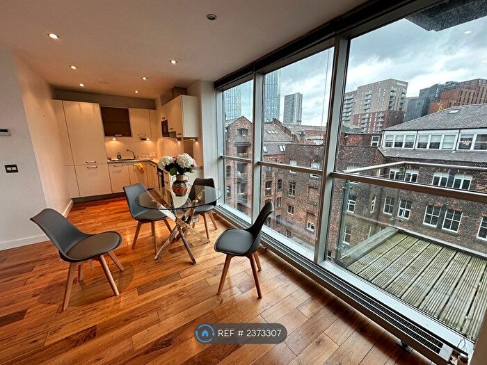 2 Bedroom Flat To Rent In Clowes Street, Salford, M3
