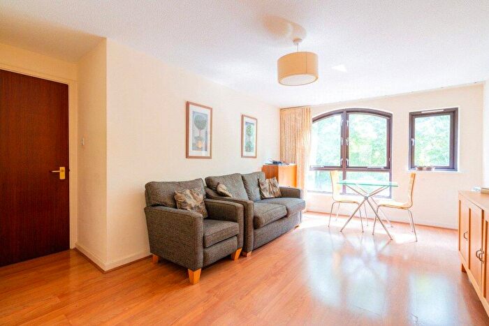 1 Bedroom Apartment To Rent In Gloucester Green, Oxford, OX1