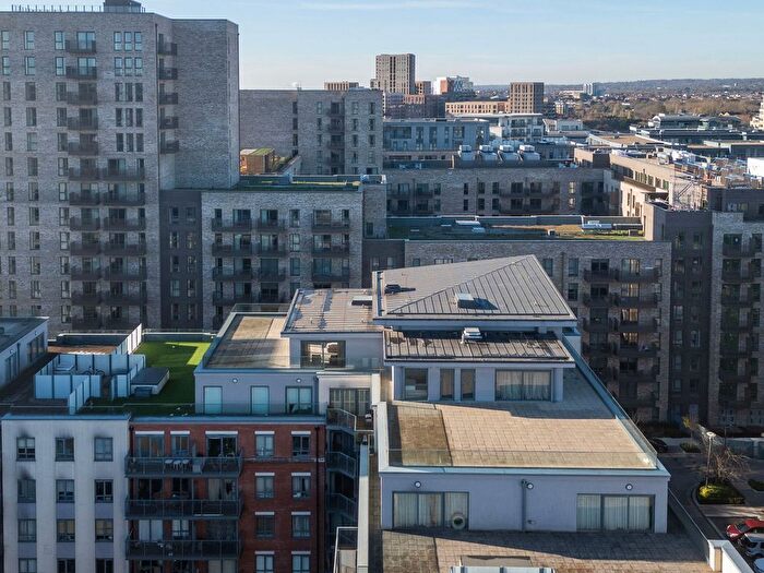 5 Bedroom Penthouse For Sale In Empire House, East Drive, London, NW9