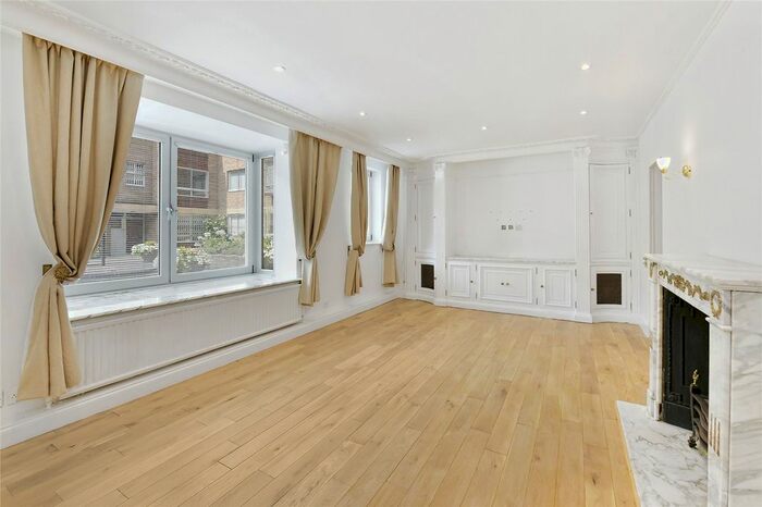 4 Bedroom Terraced House To Rent In Kinnerton Street, Belgravia, London, SW1X