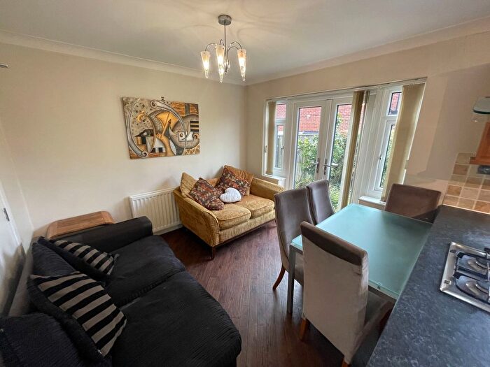 3 Bedroom Semi-detached House To Rent In Redesdale Avenue, Newcastle Upon Tyne, NE3