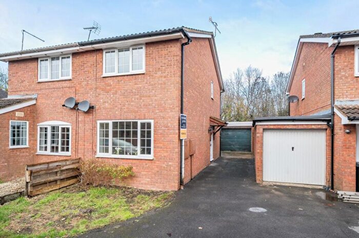 2 Bedroom Semi Detached House For Sale In Alder Close, Woodhall Park, Swindon, SN2