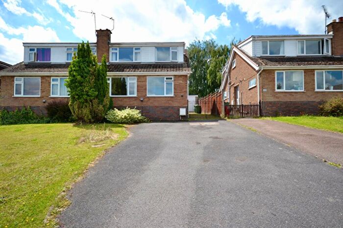 3 Bedroom Semi-Detached House For Sale In Balmoral Avenue, Shepshed, LE12
