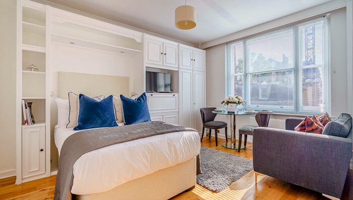 Studio To Rent In Hill Street, London, W1J