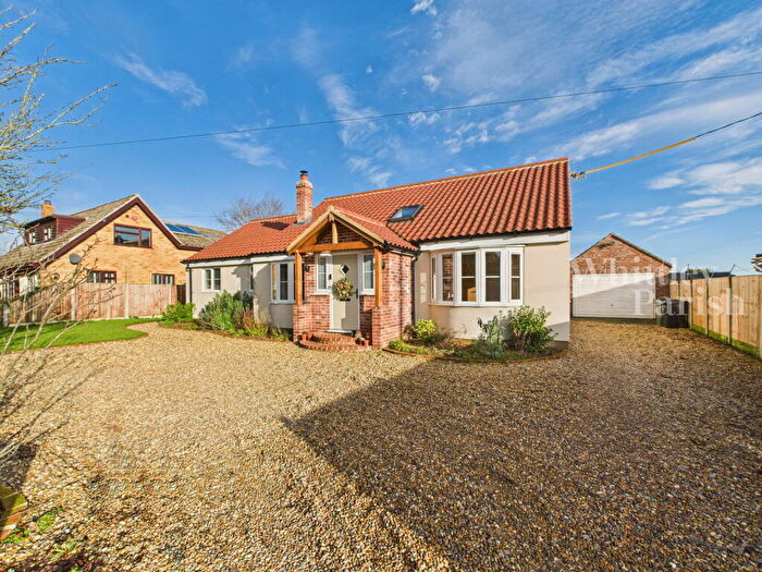 4 Bedroom Detached House For Sale In North Green Road, Pulham St Mary, IP21