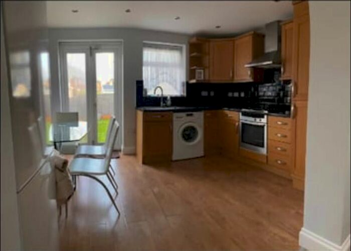 4 Bedroom Terraced House To Rent In Greenbank Avenue, Wembley, HA0