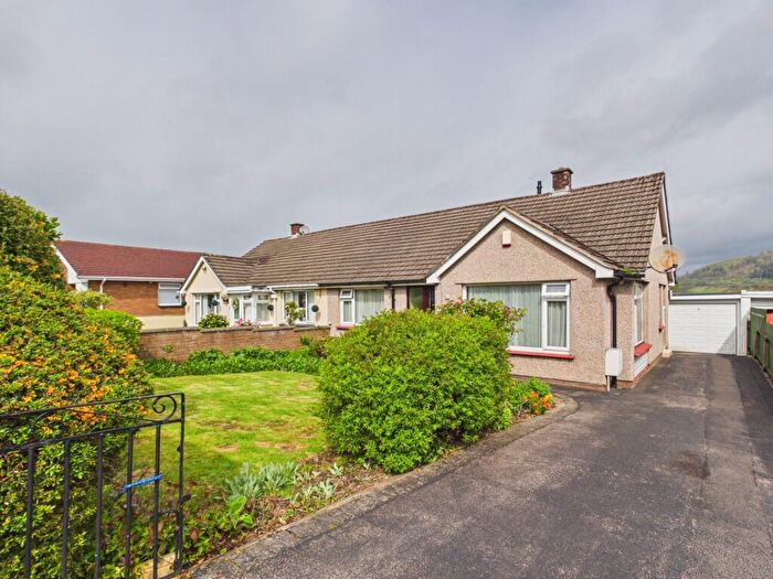 2 Bedroom Semi-Detached Bungalow For Sale In Broadmead, Gilwern, NP7
