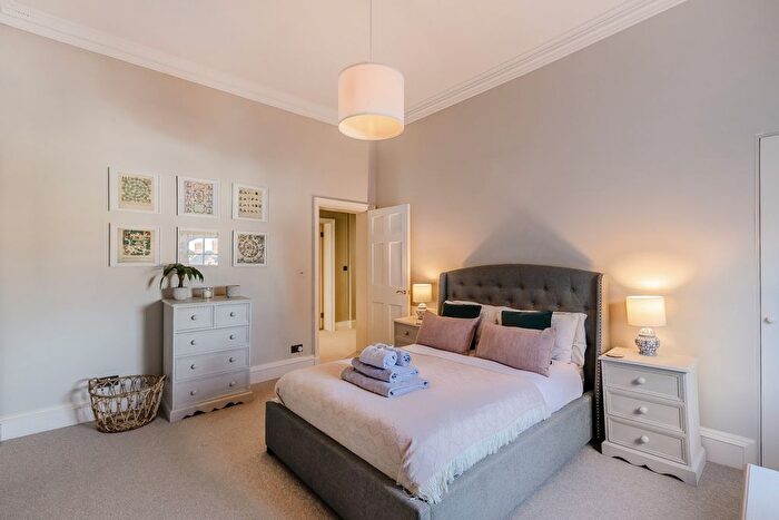 1 Bedroom Flat For Sale In Crofts Lane, Ross-On-Wye, Herefordshire, HR9