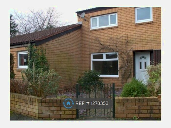 3 Bedroom Semi-Detached House To Rent In Dunnock Grove, Birchwood, Warrington WA3