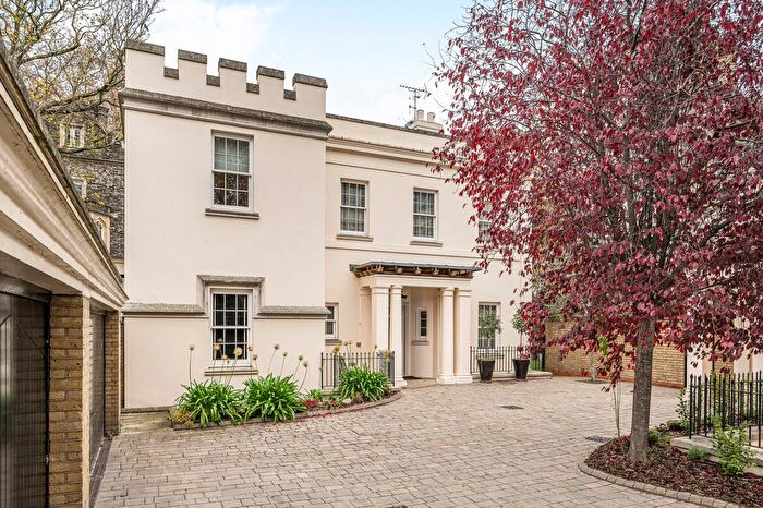 4 Bedroom Detached House To Rent In Albany Street, Regent's Park, London, NW1