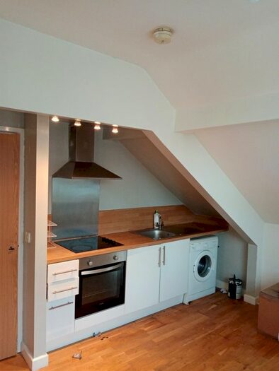 Studio To Rent In High Street, Rotherham, S60