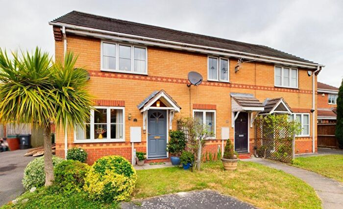 3 Bedroom House To Rent In Elmwood Drive, Alfreton, DE55