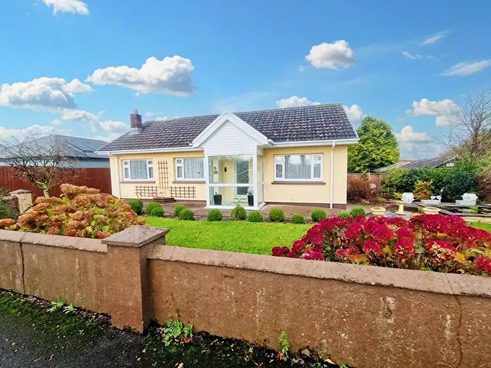 3 Bedroom Bungalow To Rent In Staddon Road, Holsworthy, EX22