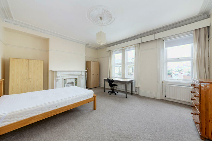 5 Bedroom House To Rent In Manor House Road, Jesmond, Newcastle Upon Tyne, NE2