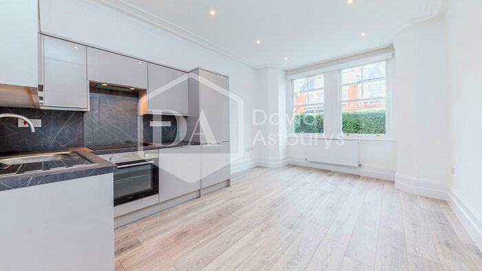 1 Bedroom Apartment To Rent In Hatherley Gardens, Crouch End, London, N8