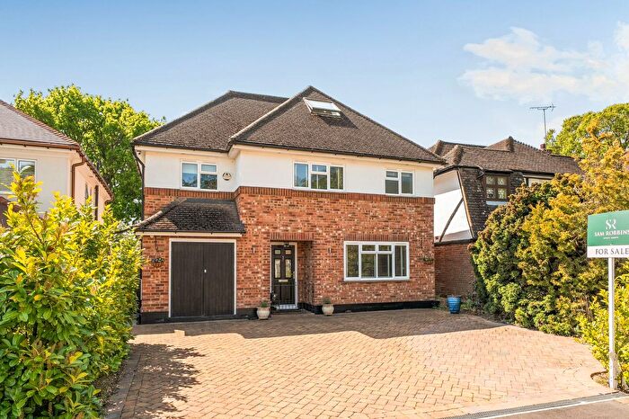 5 Bedroom Detached House For Sale In Broadwood Avenue, Ruislip, HA4