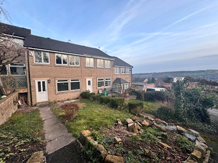 3 Bedroom House To Rent In Primrose Bank, Bingley, BD16