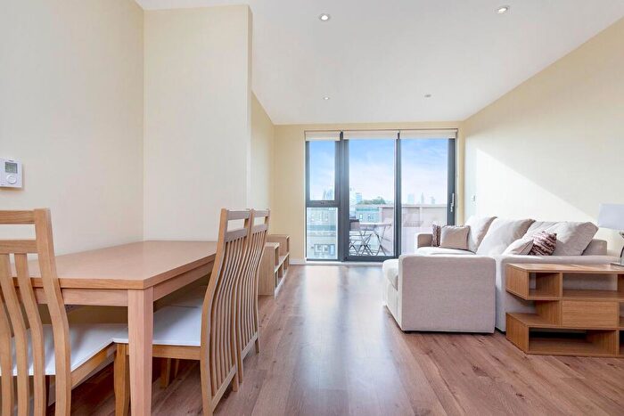 2 Bedroom Apartment To Rent In Graciosa Court, Harford Street, London, E1