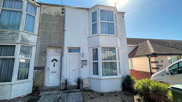 3 Bedroom Semi-Detached House To Rent In Easton Street, Portland, DT5