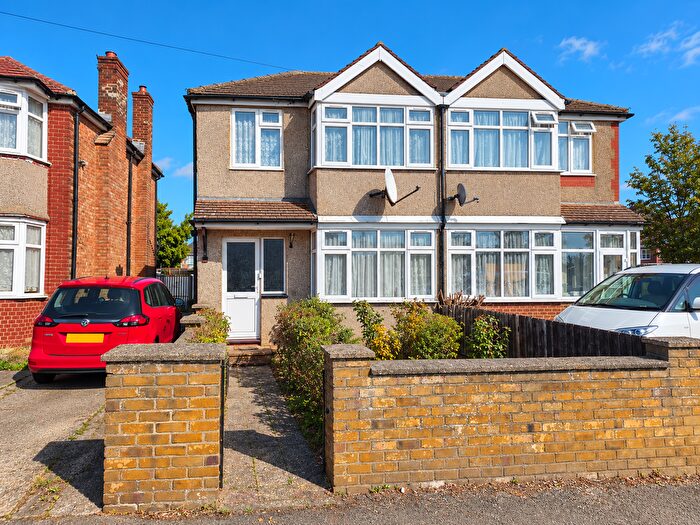 3 Bedroom Semi-Detached House For Sale In Laburnum Road, Hayes, UB3