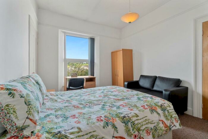 4 Bedroom Terraced House To Rent In Bayswater Road, Plymouth, Devon, PL1