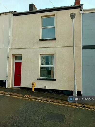4 Bedroom Terraced House To Rent In Devonshire Street, Plymouth, PL4