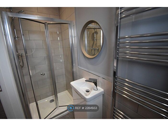 2 Bedroom Flat To Rent In Addington Road, Reading, RG1