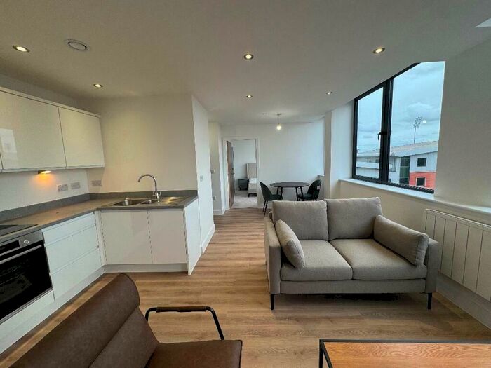 1 Bedroom Flat To Rent In Talbot Road, Manchester, M16