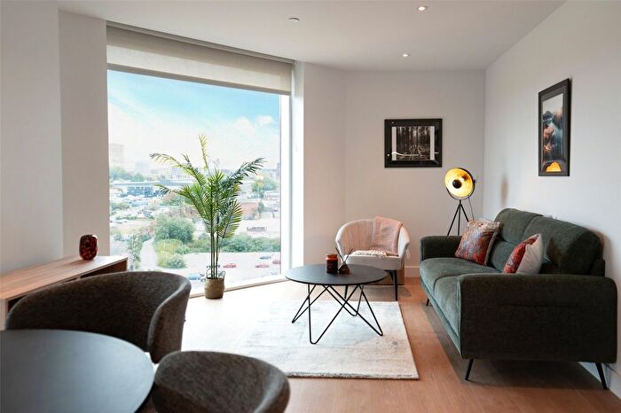 2 Bedroom Flat To Rent In Dantzic Street, Park View, Manchester, M4