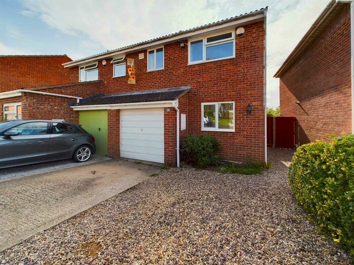3 Bedroom House For Sale In Battle Road, Tewkesbury, Gloucester, GL20