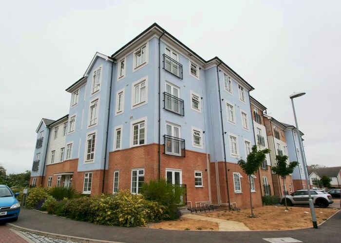 2 Bedroom Flat To Rent In Heron Way, Dovercourt, Harwich CO12