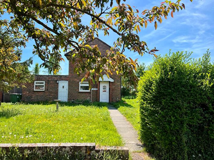 2 Bedroom Detached House To Rent In Queens Road, Lewes, BN7