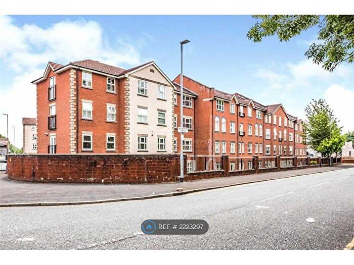 2 Bedroom Flat To Rent In St. Davids Court, Manchester, M8