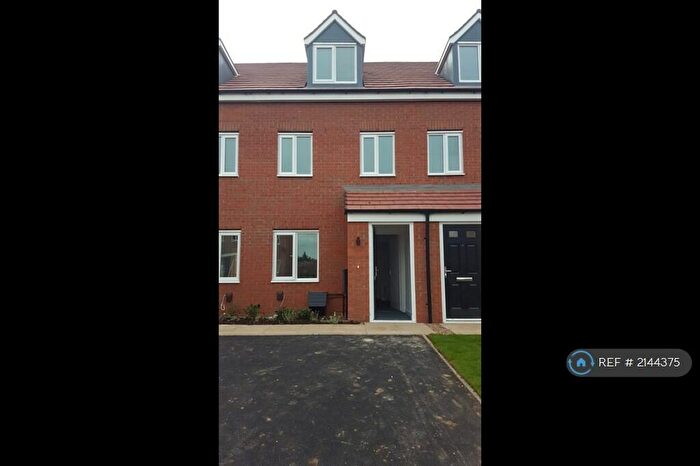 3 Bedroom Terraced House To Rent In Paragon Way, Coventry, CV6