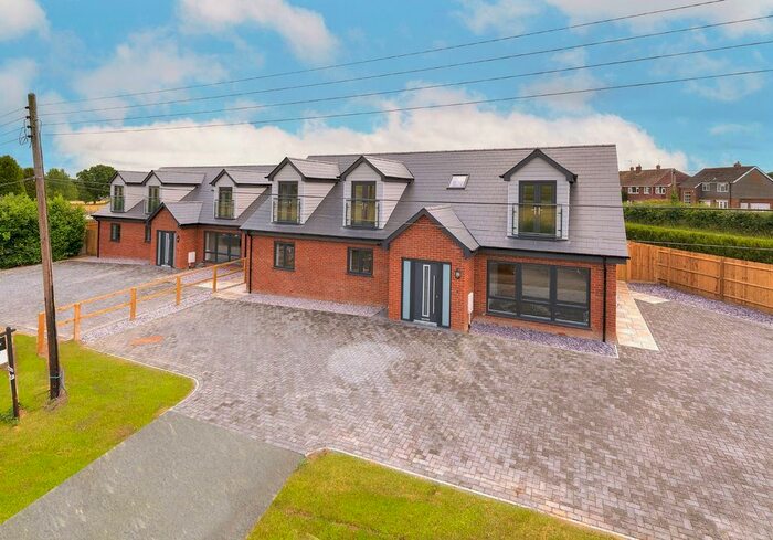 4 Bedroom Detached House To Rent In High House Lane, Hadlow, Tonbridge, TN11