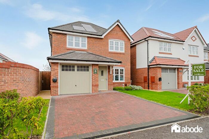 3 Bedroom Detached House For Sale In Hollow Drive, Thornton, L23