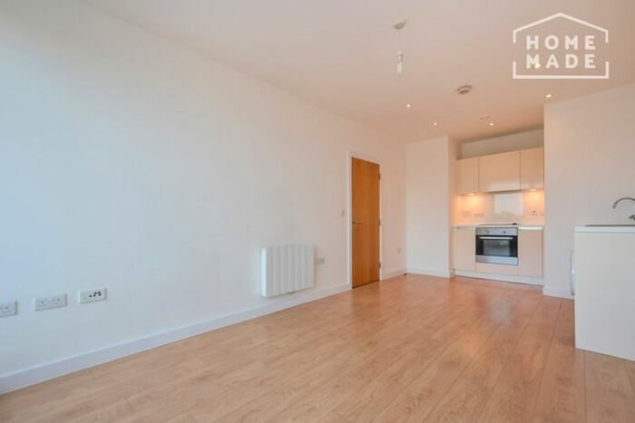 1 Bedroom Flat To Rent In Vida House, Surrey Quays, SE8