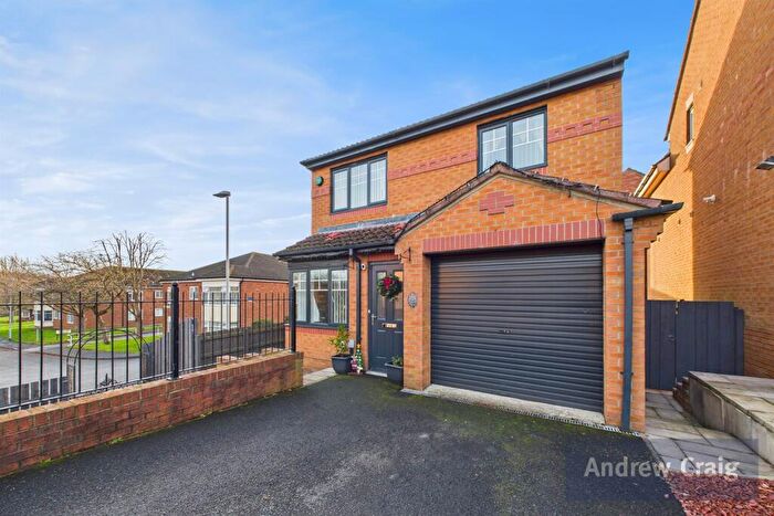 3 Bedroom Detached House For Sale In Cong Burn View, Pelton Fell, Chester Le Street, DH2