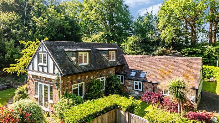 3 Bedroom Detached House For Sale In Holtye Road, East Grinstead, RH19