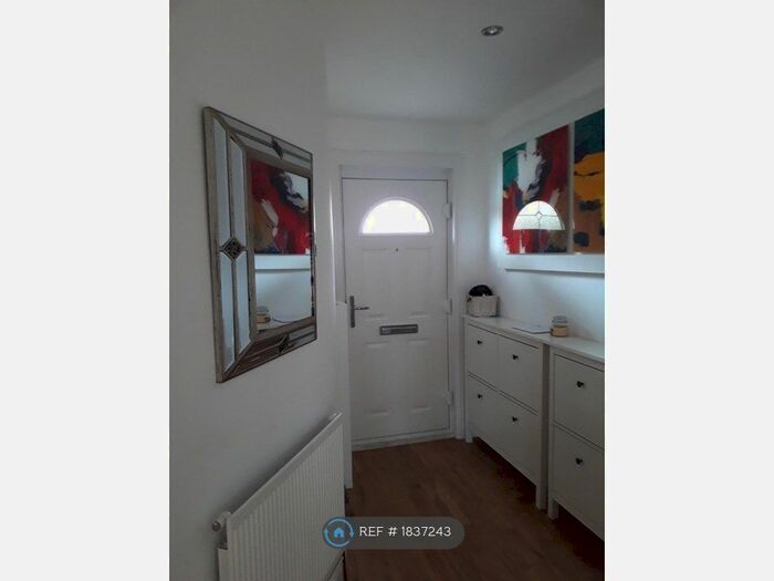 3 Bedroom Terraced House To Rent In Cedar Grove, London, W5