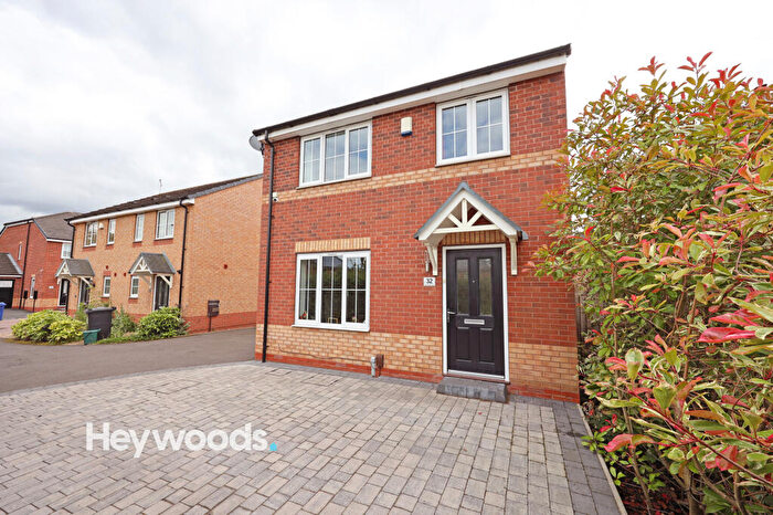 4 Bedroom Detached House To Rent In Coomer Court, Newcastle-under-Lyme, Staffordshire, ST5