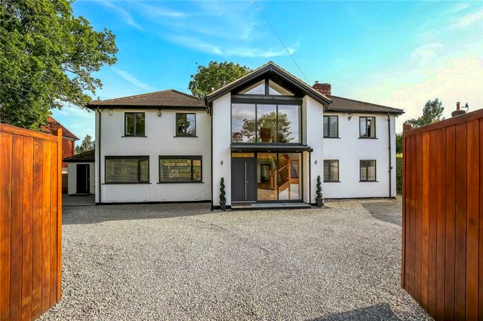 6 Bedroom Detached House To Rent In Cross Way, Shawford, Winchester, Hampshire, SO21