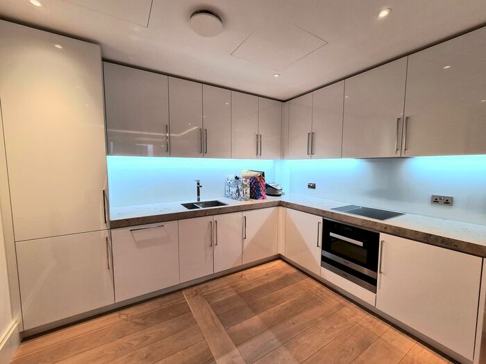 1 Bedroom Flat To Rent In Arundel Street, London, WC2R
