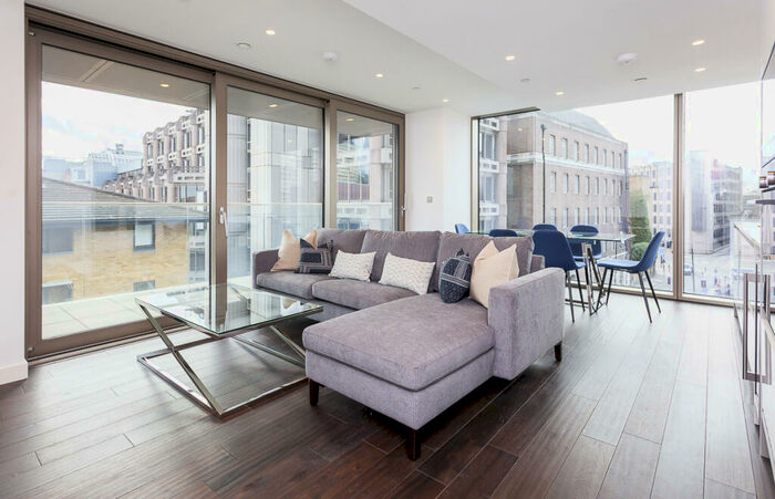 2 Bedroom Apartment For Sale In Royal Mint Street, Tower Hill, E1