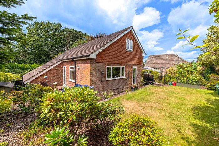 4 Bedroom Detached House For Sale In Street End Lane, Heathfield, TN21