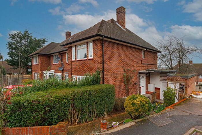 2 Bedroom Maisonette To Rent In Rosebank, Epsom, KT18